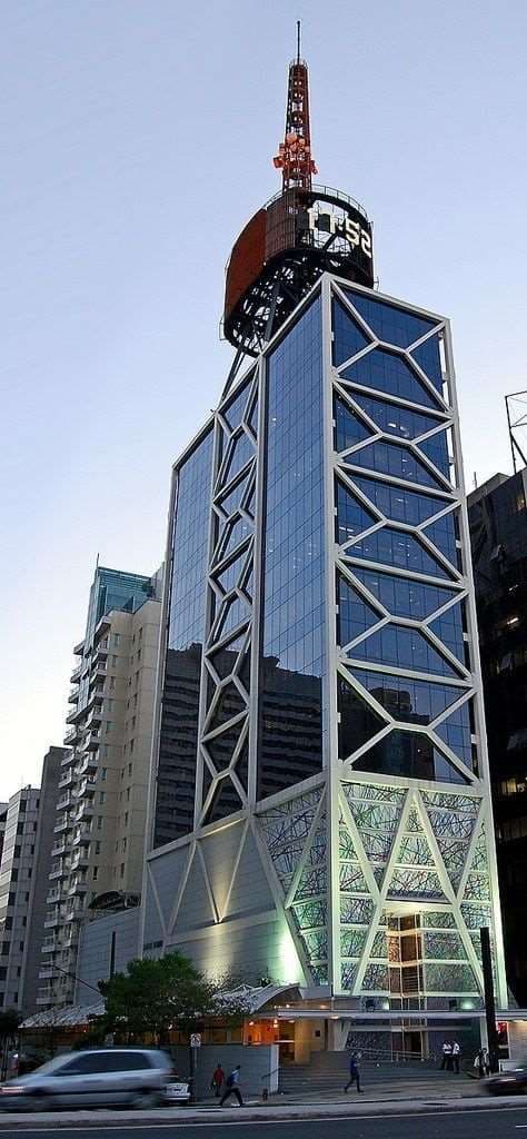 Edificação da obra Itaú Cultural
